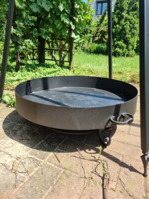 Ręcznie wykonane metalowe palenisko z uchwytami, idealne do rusztów 50-80 cm.