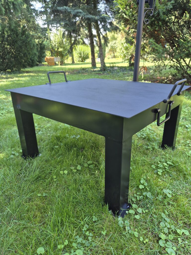 Palenisko metalowe Proste kwadratowe 80 cm x 80 cm z pokrywą